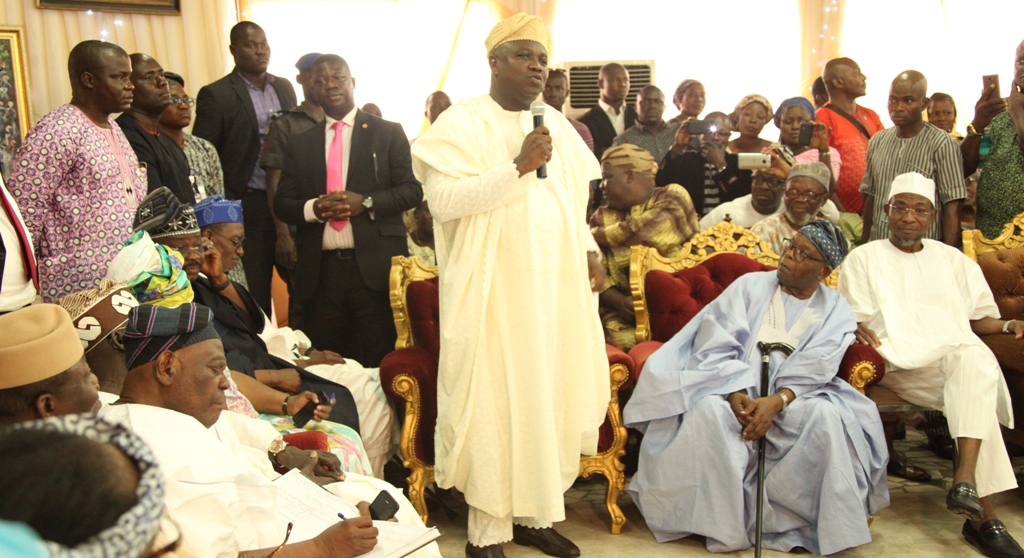 Lagos State Governor, Mr. Akinwunmi Ambode (standing) paying his tribute to the Late Hannah Idowu Dideolu Awolowo while Oba Olaniwun Ajayi SAN (2nd right), Osun State Governor, Ogbeni Rauf Aregbesola (right) and others listening with rapt attention during the Governor’s condolence visit to the Family of Late Hannah Idowu Dideolu Awolowo at their Ikenne residence in Ogun State, on Sunday, September 20, 2015.