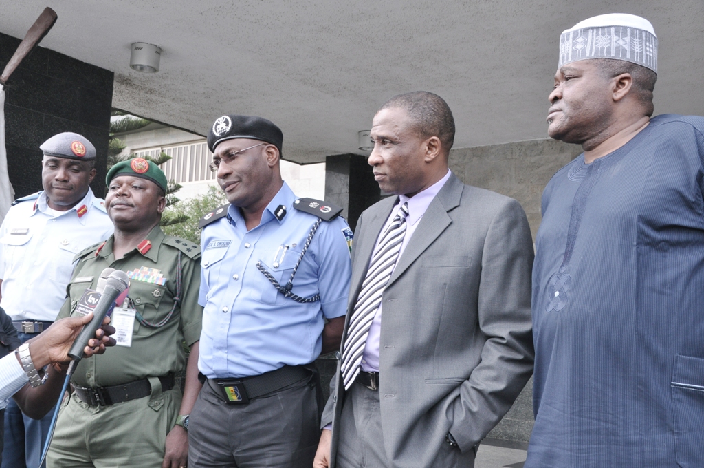 State Commissioner of Police, Mr. Fatai Owoseni (middle) fielding questions from the government house correspondents shortly after the State Security Council meeting at the Lagos House, Ikeja on Tuesday, September 08, 2015. With him are Secretary to the State Government, Mr. Tunji Bello (2nd right), Director, State Security Service, Mr. Adekunle Ajaraku (right), Commander 9 Mechanized Brigade, Brigadier General Ahmed Mohammed Sabo (2nd left) and Commander Air Force Base Ikeja, Air Commodore Lere Osanyintolu (left).
