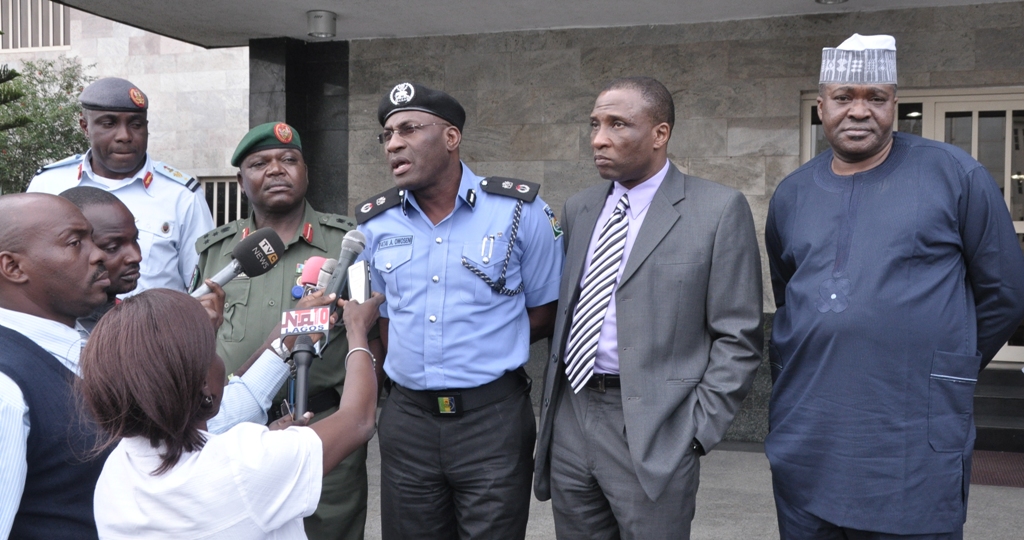 State Commissioner of Police, Mr. Fatai Owoseni (middle) addressing the government house correspondents shortly after the State Security Council meeting at the Lagos House, Ikeja on Tuesday, September 08, 2015. With him are Secretary to the State Government, Mr. Tunji Bello (2nd right), Director, State Security Service, Mr. Adekunle Ajaraku (right), Commander 9 Mechanized Brigade, Brigadier General Ahmed Mohammed Sabo (2nd left) and Commander Air Force Base Ikeja, Air Commodore Lere Osanyintolu (left).