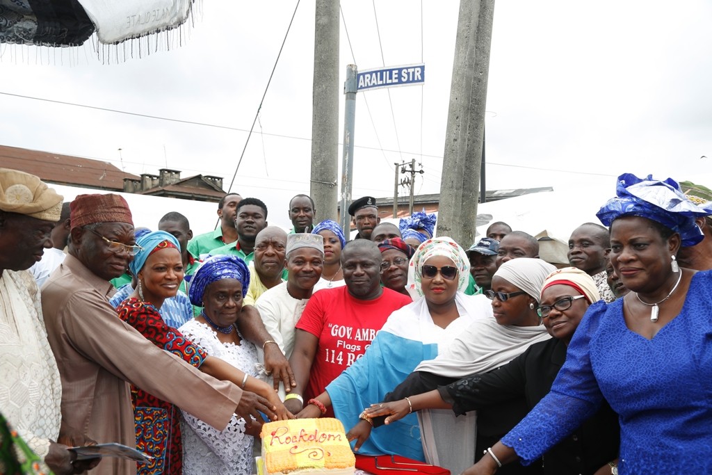 Newly constructed and commissioned road in Aralile Street, Surulere Local Government. 