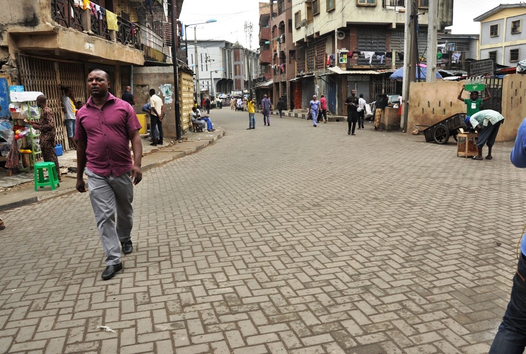 This is Agarawu street in Lagos Island Local government, the new road is 320 meters long and 9.3 meters wide. 