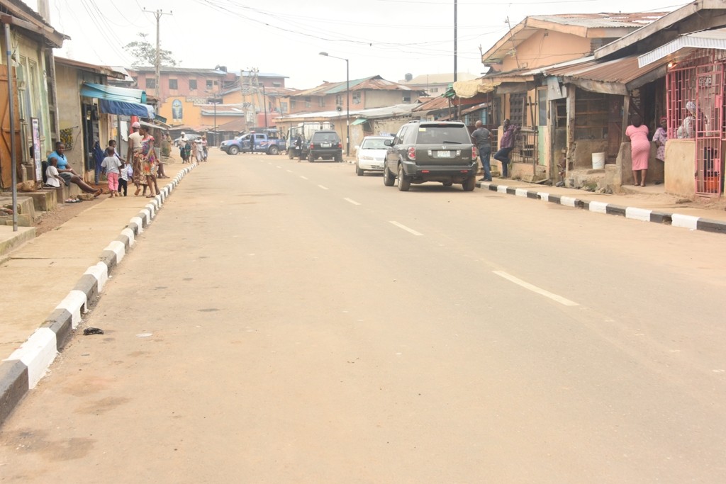 This is Buraimoh/Awoyeri Street in Odi-Olowo Local Council Development Area. The new road is 585m long and 8m wide.