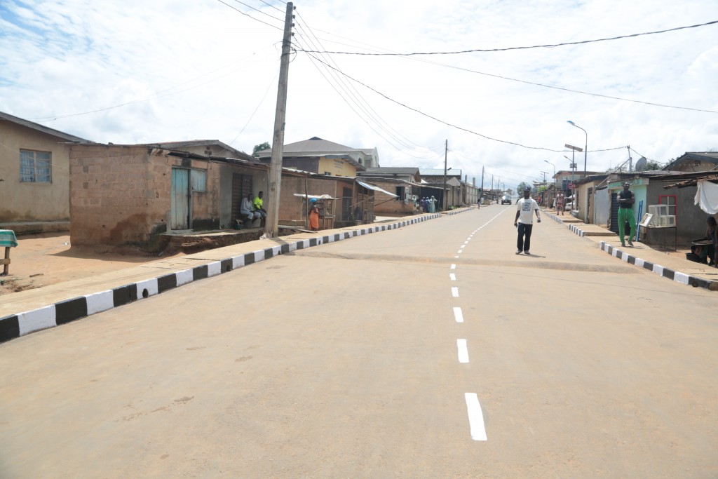 This is Owodunni Street, Agbado-Okeodo Local Council Development Area. The new road s 420m and 8m wide. 