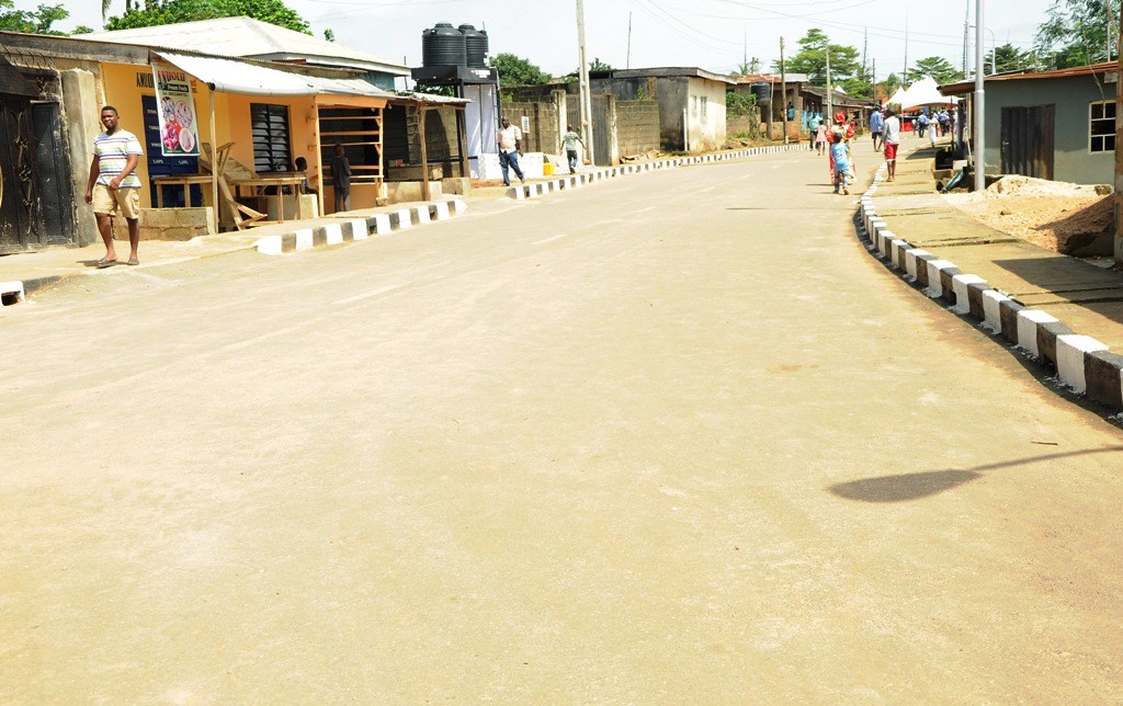 Newly built and commissioned Jimoh Street in Ikorodu North LCDA by Governor Akinwunmi Ambode at the Flag-Off of the Formal Commissioning of the 114 Road across the Local Governments in the State, on Saturday, September 17, 2016.