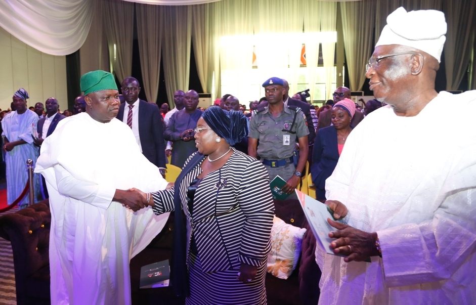 Lagos State Governor, Mr. Akinwunmi Ambode (left), with his Deputy, Dr. (Mrs.) Oluranti Adebule (middle) while the Chancellor, Lagos State University, Retired Justice Olusola Oguntade (right), watches during the Ready, Set, Work Graduation Ceremony, Class of 2016, an initiative of the State Ministry of Education at the Landmark Event Centre, Victoria Island, Lagos, on Thursday, September 15, 2016.