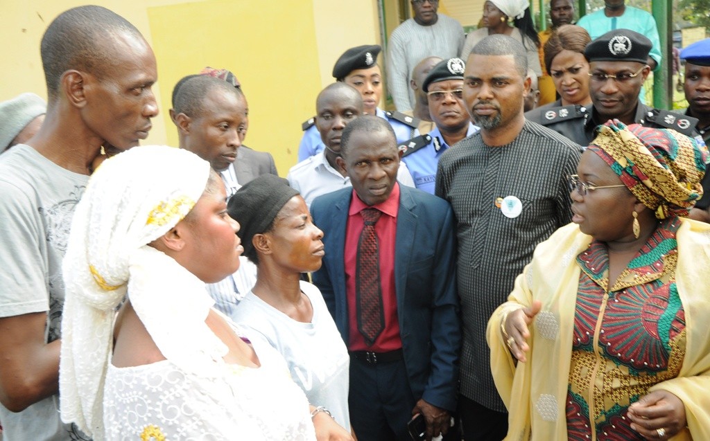  Lagos State Deputy Governor, Dr. (Mrs.) Oluranti Adebule (right), consoling parents of some of the kidnapped students of Lagos Model College, Igbonla-Epe, during her visit to the School, on Thursday, October 6, 2016. With her are member, Lagos House of Assembly representing Epe constituency II, Hon. Olusegun Olulade (2nd right); State Commissioner of Police, Mr. Fatai Owoseni (right behind) and Principal, Lagos Senior Model College, Igbonla-Epe, Mr. Olukorede Osidero (3rd right).