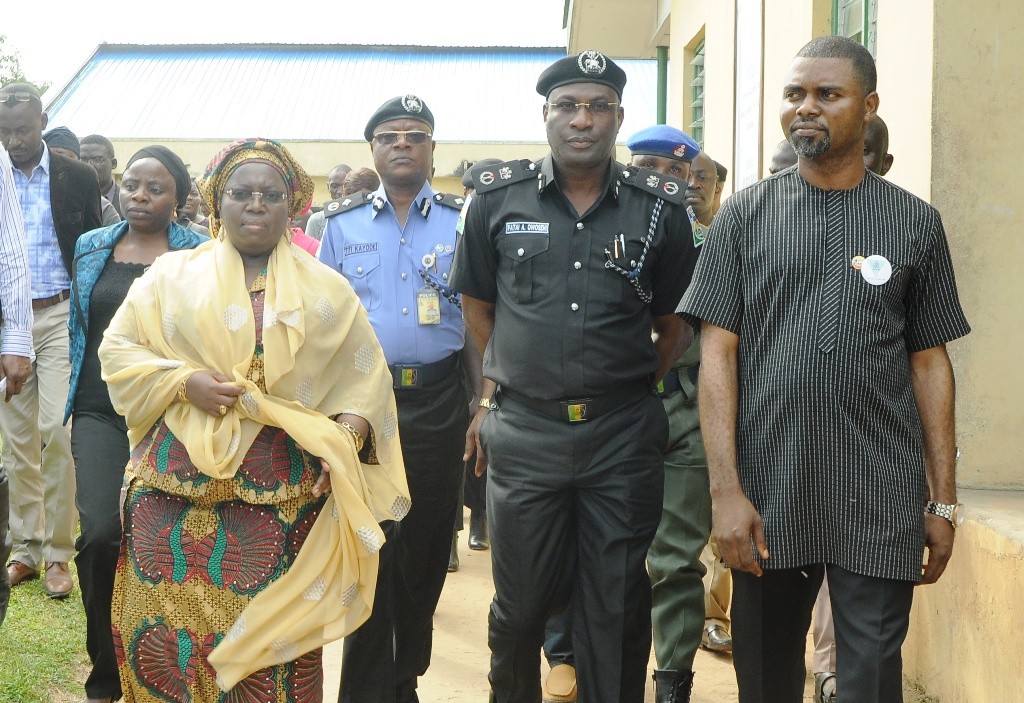 Lagos State Deputy Governor, Dr. (Mrs.) Oluranti Adebule; State Commissioner of Police, Mr. Fatai Owoseni; member, Lagos House of Assembly representing Epe constituency II, Hon. Olusegun Olulade and Deputy Commissioner of Police, Operations, Mr. Titi Kayode (2nd left, behind) during the Deputy Governor’s visit to Lagos Model College, Igbonla-Epe where four students and two Teachers were kidnapped, on Thursday, October 6, 2016. 