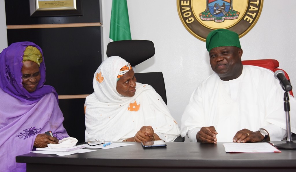 R-L: Lagos State Governor, Mr. Akinwunmi Ambode, with National President, Federation of Muslim Women Association of Nigeria (FOMWAN), Hajia Amina Omoti and former National President of the Association, Alhaja Latifat Okunnu during a courtesy visit to the Governor at the Lagos House, Ikeja, on Thursday, November 3, 2016. 