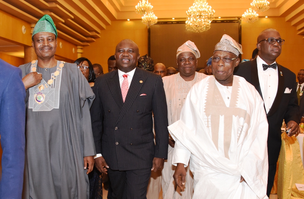 Lagos State Governor, Mr. Akinwunmi Ambode (2nd left); President, Institute of Chartered Accountants of Nigeria (ICAN), Deacon Titus Soetan (left); Chief Idowu Akanle (middle); former President, Chief Olusegun Obasanjo (2nd right) and Registrar/Chief Executive, ICAN, Mr. Rotimi Omotosho (right) during the ICAN 2017 Annual Dinner and Awards at the Oriental Hotel, Lekki-Epe Expressway, Lagos, on Friday, April 29, 2017.