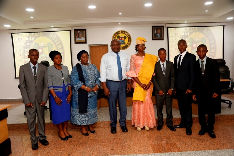 Lagos State Governor, Mr. Akinwunmi Ambode (4th left); the winner of 2017 Spelling Bee Competition & One-Day Governor, Miss Zuffon Bukola from Awodi Ora Senior Secondary School (4th right); Deputy Governor, Dr. (Mrs.) Oluranti Adebule (3rd left) and One-Day Deputy Governor, Miss Rosemary Ogidan from Methodist Senior High, Badagry (2nd left) and Cabinet members of the One-Day Governor during the visit to the Governor, at Lagos House, Ikeja, on Wednesday, September 13, 2017.
