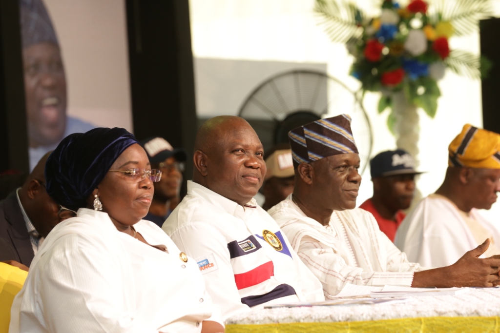  Lagos State Governor, Mr. Akinwunmi Ambode (middle); Deputy Governor, Dr. (Mrs) Oluranti Adebule (left) and State Chairman, All Progressives Congress (APC) Lagos, Alhaji Tunde Balogun (right) during the 3rd Quarter 2018 Town Hall meeting (12th in the Series), at the Community Primary School, Iberekodo, Ibeju-Lekki, on Wednesday, July 25, 2018.