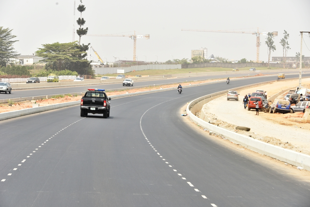 Oshodi-International Airport Road nearing completion, being inspected by Governor Akinwunmi Ambode, on Wednesday, January 9, 2019.